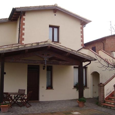 Вилла Casale Santo Stefano Принчипина-а-Маре Экстерьер фото