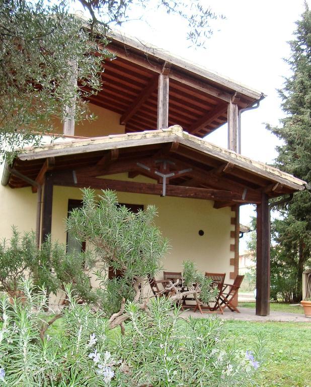 Вилла Casale Santo Stefano Принчипина-а-Маре Экстерьер фото