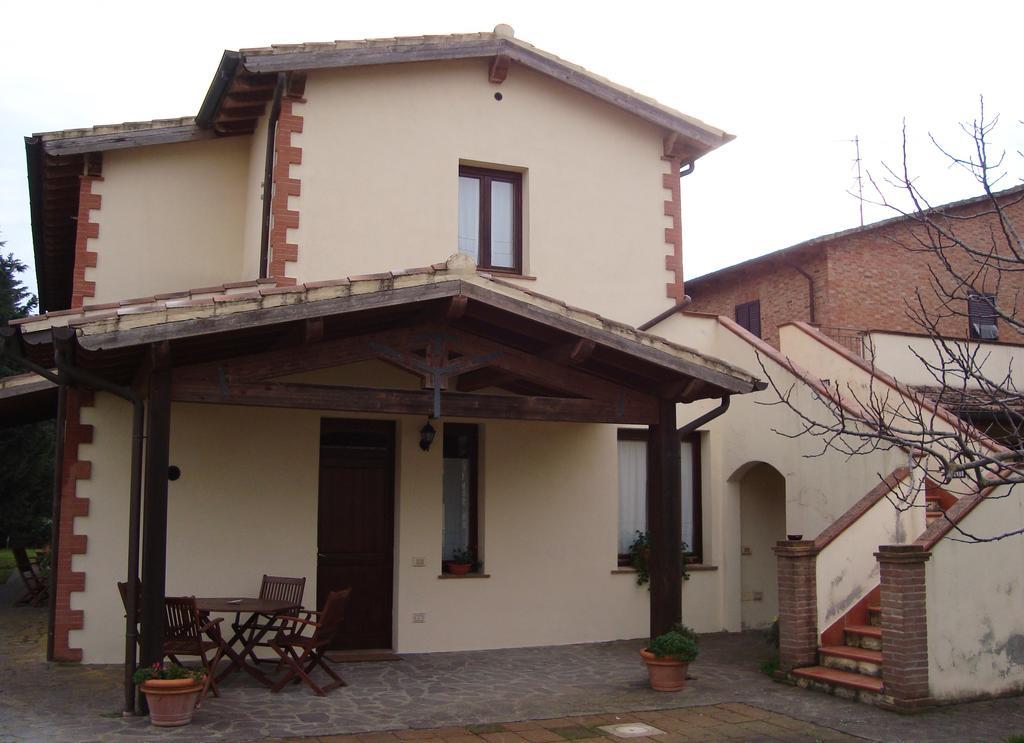 Вилла Casale Santo Stefano Принчипина-а-Маре Экстерьер фото